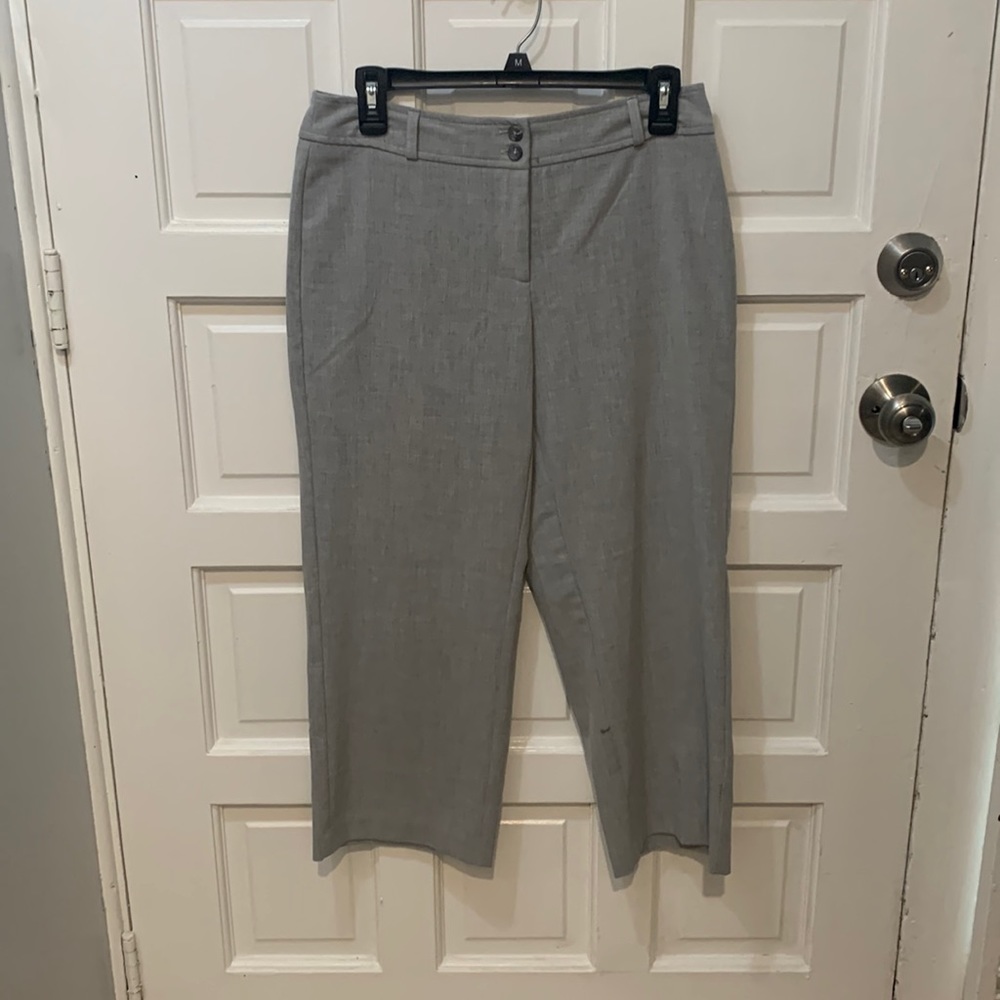 White House, Black market wide leg Capri
